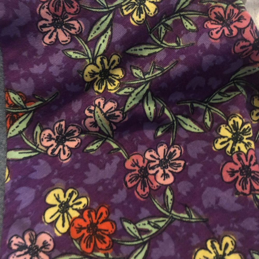 NWT LulaRoe Medium Randy - Picture 2 of 3